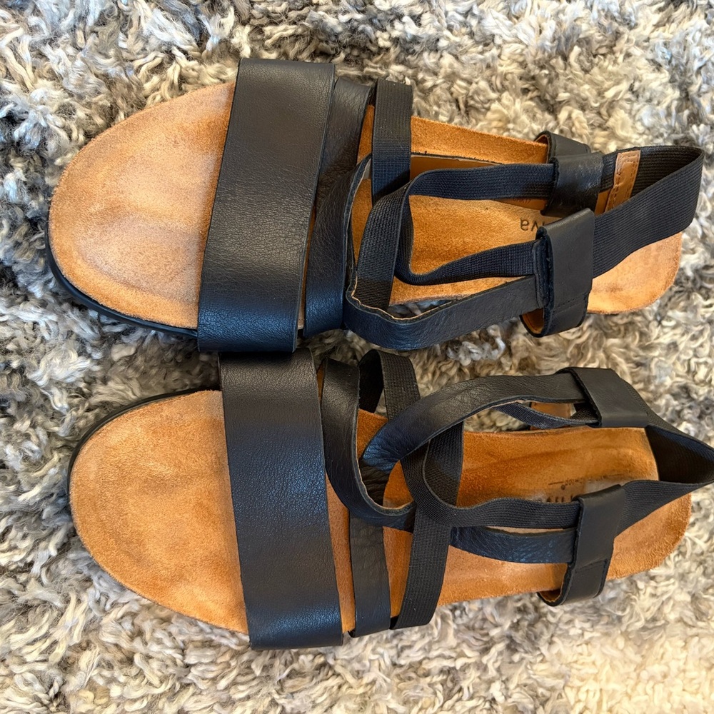 Stylish Black Sandals for Women